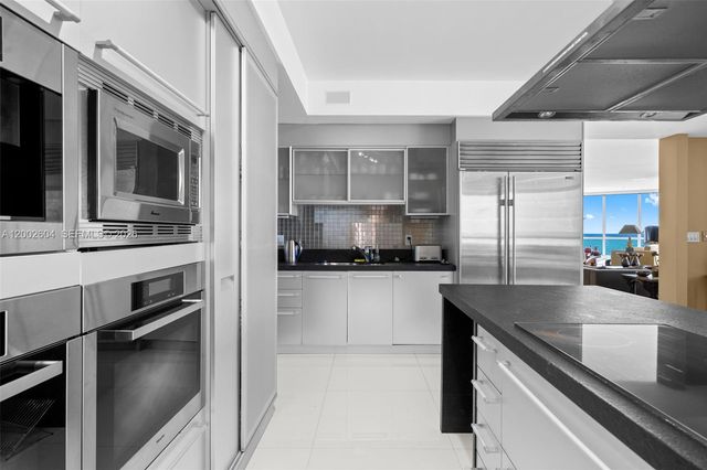 18201 Collins Ave 709, Sunny Isles Beach, FL 33160