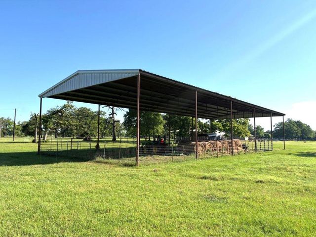 1228 County Road 348 LOOP, Gause, TX 77857