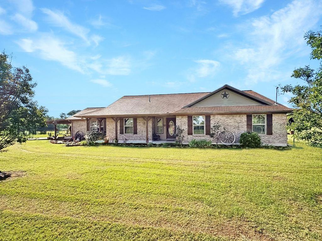 1228 County Road 348 LOOP, Gause, TX 77857
