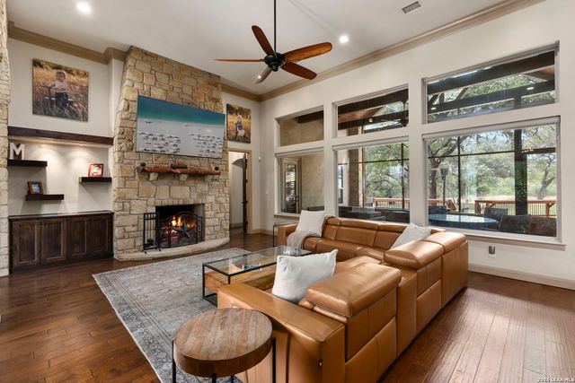 271 Copper TRCE, New Braunfels, TX 78132