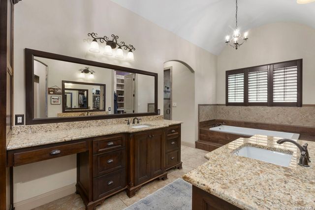 271 Copper TRCE, New Braunfels, TX 78132