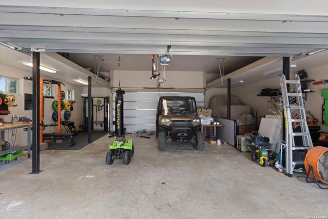 271 Copper TRCE, New Braunfels, TX 78132