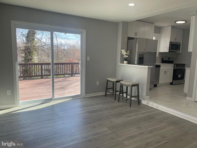6107 BUCKLER RD, Clinton, MD 20735