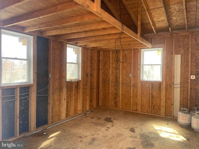6107 BUCKLER RD, Clinton, MD 20735