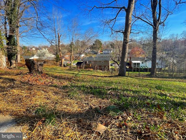 6107 BUCKLER RD, Clinton, MD 20735