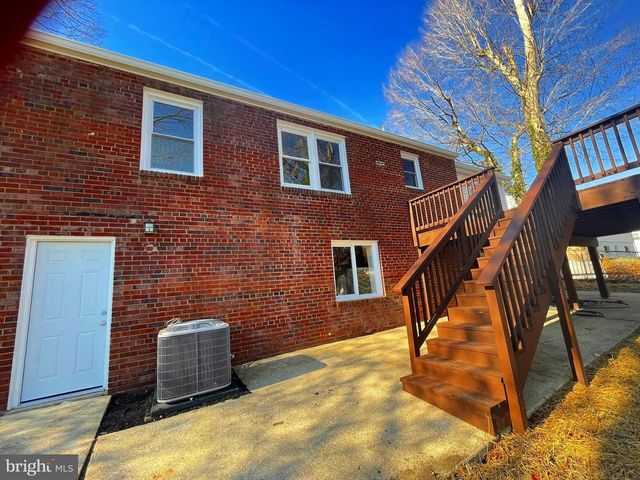 6107 BUCKLER RD, Clinton, MD 20735