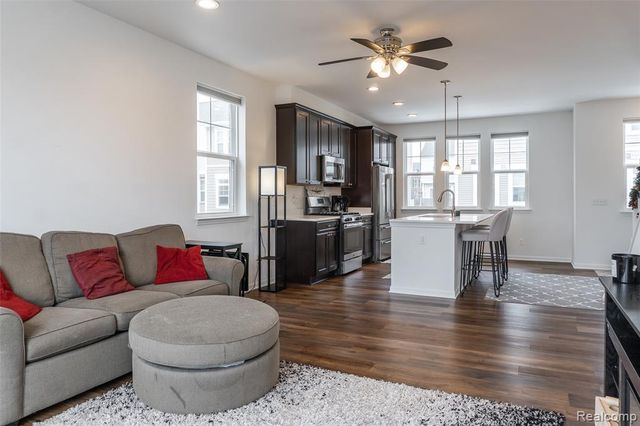 3217 Chambers 87, Wixom, MI 48393