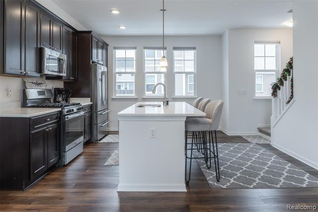 3217 Chambers 87, Wixom, MI 48393