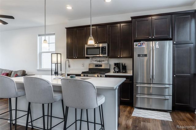 3217 Chambers 87, Wixom, MI 48393