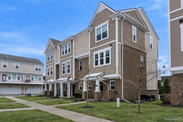 3217 Chambers 87, Wixom, MI 48393