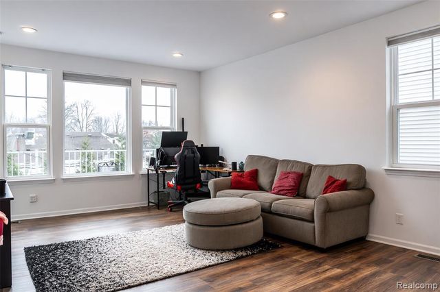 3217 Chambers 87, Wixom, MI 48393