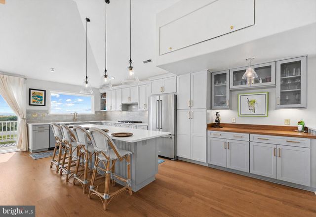 36793 BAYSIDE DR, Fenwick Island, DE 19944