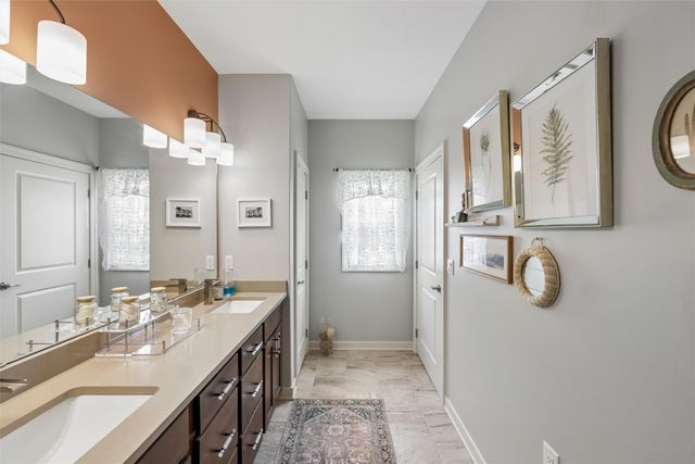 2417 SW Vineyard Lane, Ankeny, IA 50023