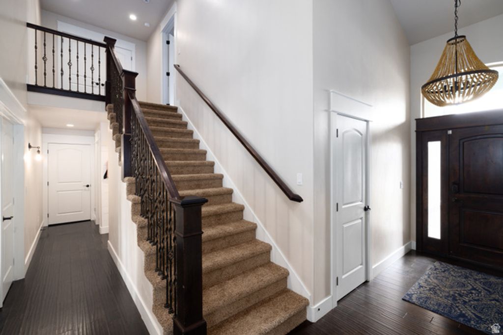 1623 W HUNTERS CIR, South Jordan, UT 84095 — photo 2