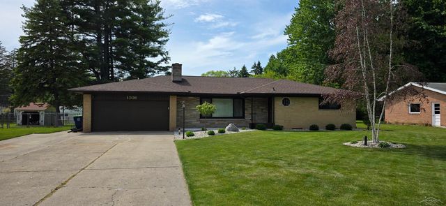 1308 Timothy Street, Saginaw, MI 48638