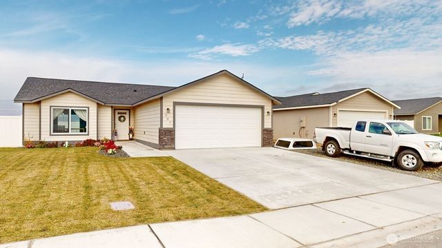 907 E Cascade Street, Othello, WA 99344