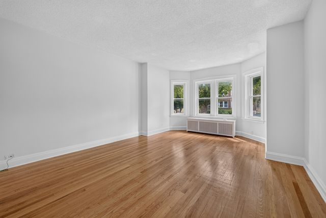 4826 Wright Terrace, Skokie, IL 60077