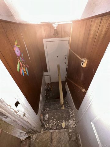 13142 Meyers Road, Detroit, MI 48227