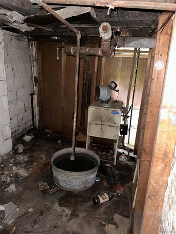 13142 Meyers Road, Detroit, MI 48227