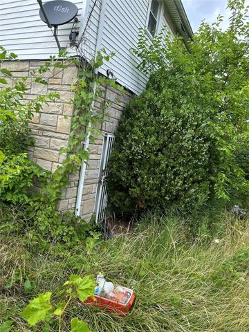 13142 Meyers Road, Detroit, MI 48227