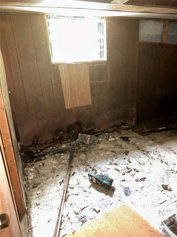 13142 Meyers Road, Detroit, MI 48227