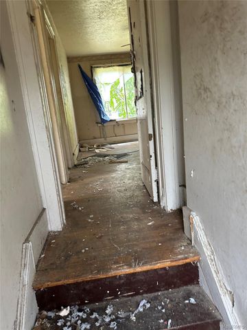 13142 Meyers Road, Detroit, MI 48227