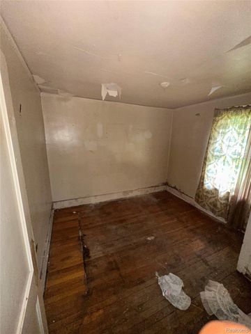 13142 Meyers Road, Detroit, MI 48227