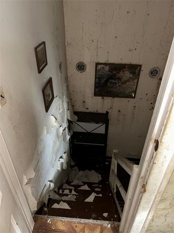 13142 Meyers Road, Detroit, MI 48227