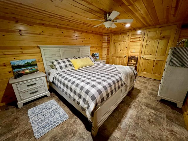 8601 Nine Mile Ridge Road, Hardy, AR 72542