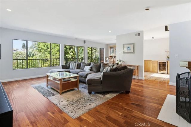148 Vista Del Parque, Redondo Beach, CA 90277