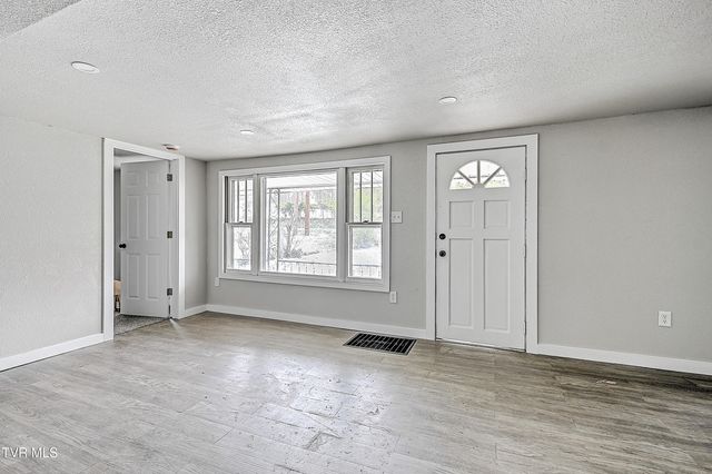 1570 Granby Road, Kingsport, TN 37660