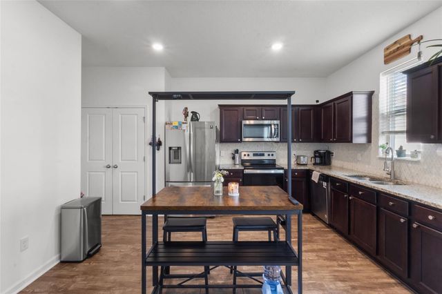 831 SUNLIT CORAL STREET, Ruskin, FL 33570