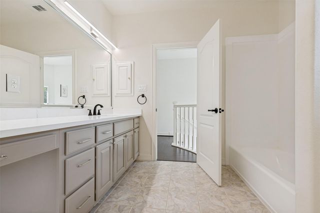 966 Bentwater Drive, Montgomery, TX 77356