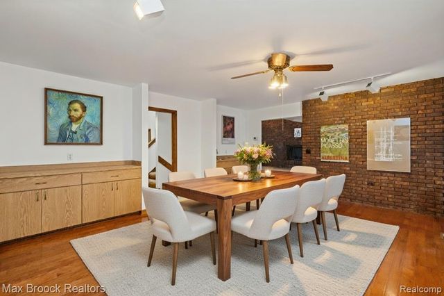 32674 Bingham Lane, Bingham Farms, MI 48025