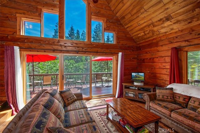 116 E, Lake Arrowhead, CA 92352