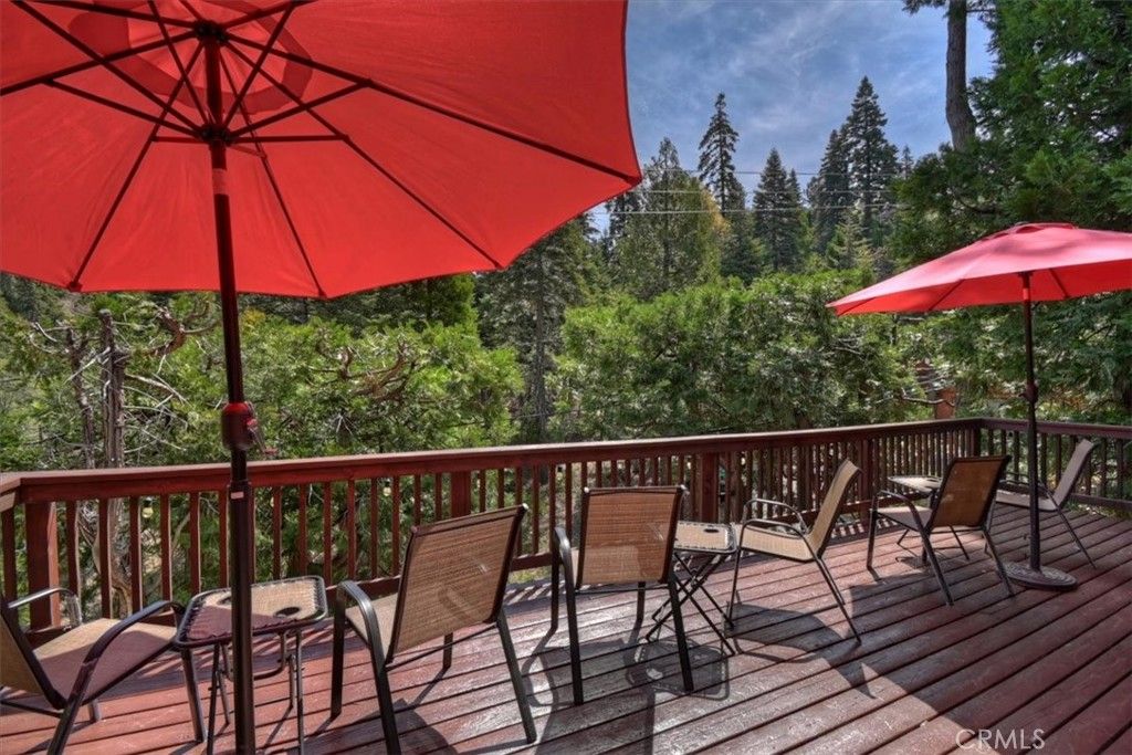 Image 25 of property listing at 116 E, Lake Arrowhead, CA 92352
