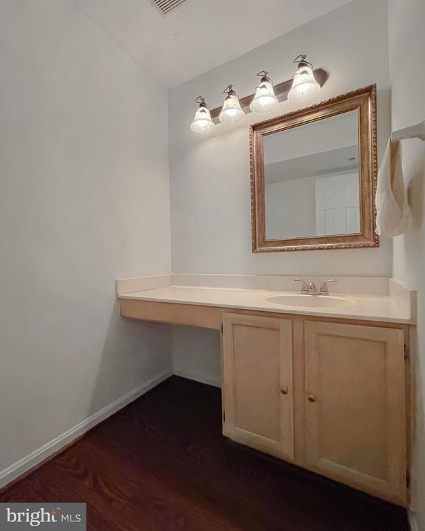 Image 12 of property listing at 5504 IRISH LORD PL, Waldorf, MD 20603