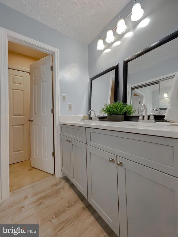 Image 18 of property listing at 5504 IRISH LORD PL, Waldorf, MD 20603