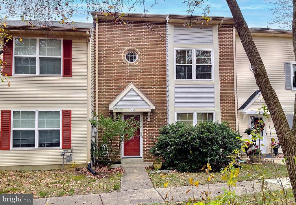Image 2 of property listing at 5504 IRISH LORD PL, Waldorf, MD 20603