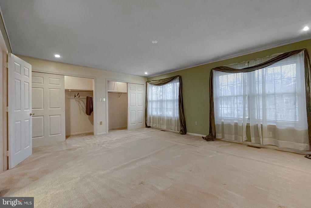 Image 22 of property listing at 5504 IRISH LORD PL, Waldorf, MD 20603