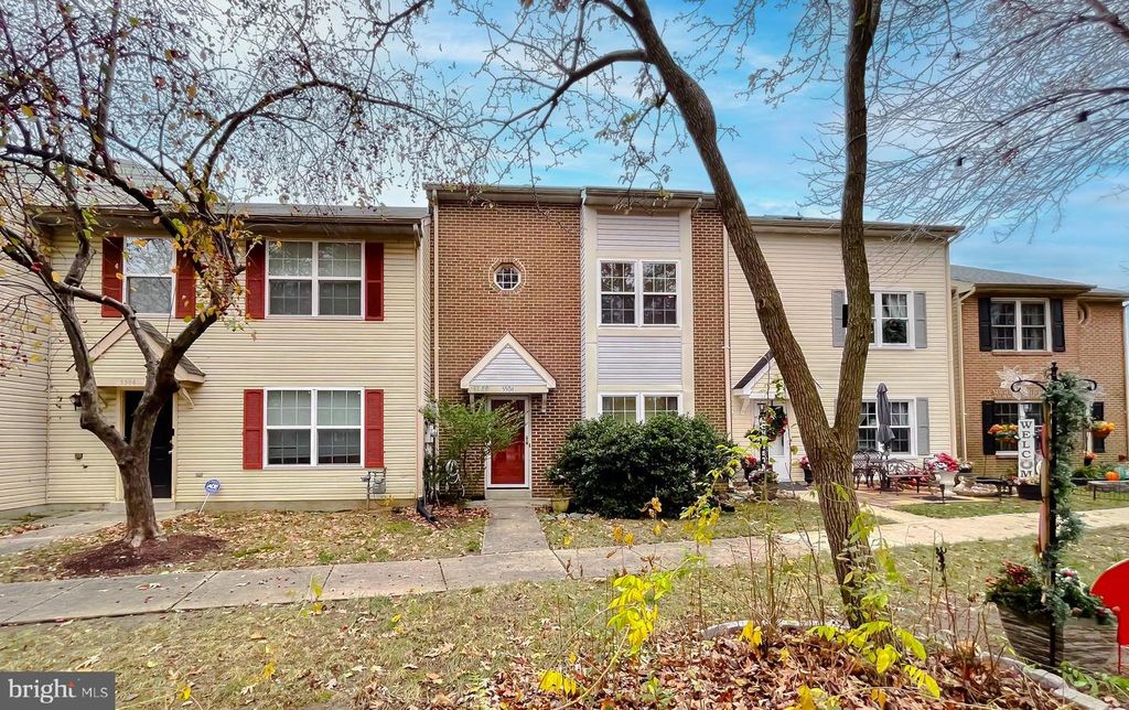 Image 3 of property listing at 5504 IRISH LORD PL, Waldorf, MD 20603