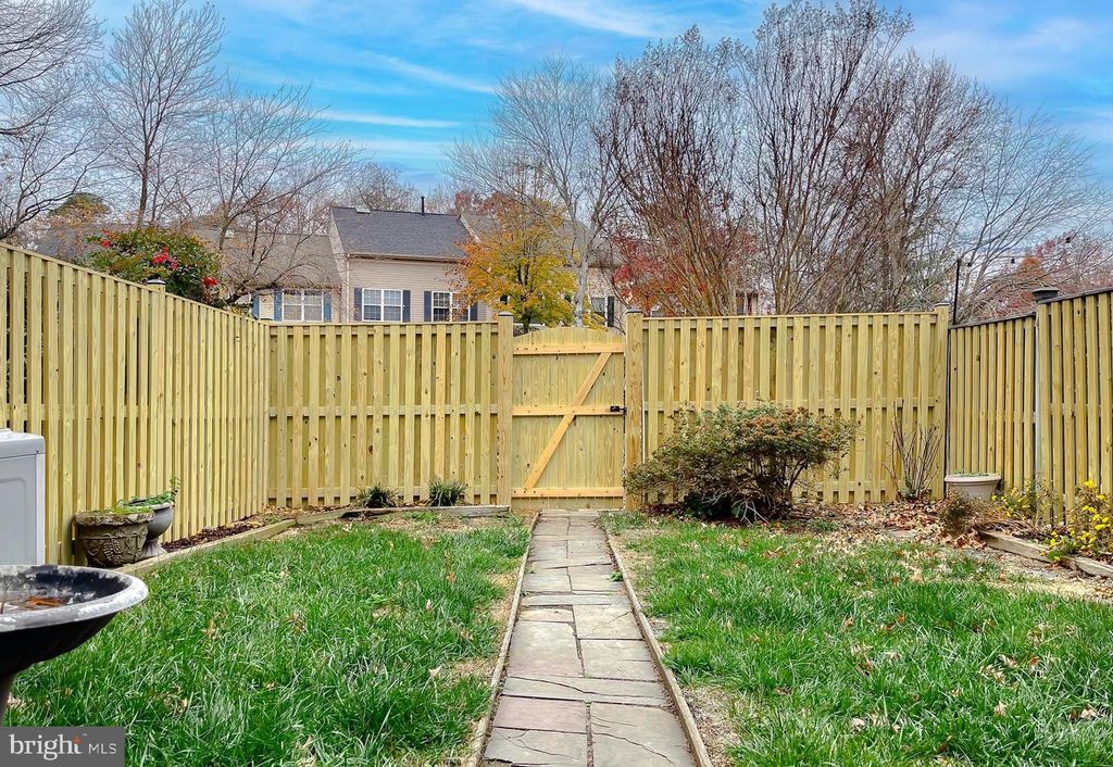 Image 42 of property listing at 5504 IRISH LORD PL, Waldorf, MD 20603