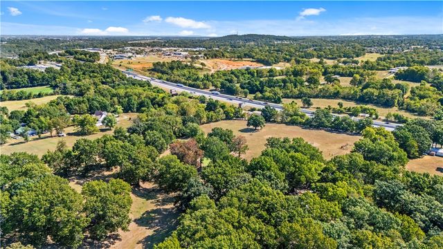 3358 48th Street, Springdale, AR 72762