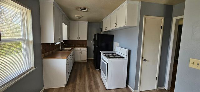 314 S Neal Street, Prairie Grove, AR 72753