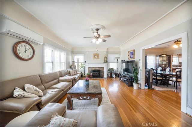 851 Crenshaw Boulevard, Los Angeles, CA 90005