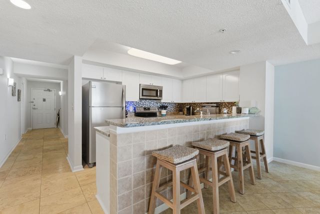 201 S Ocean Blvd Unit 504, North Myrtle Beach, SC 29582