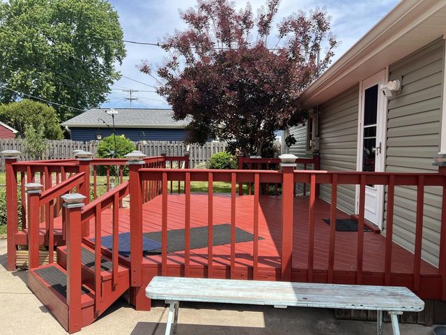 7850 21st AVENUE, Kenosha, WI 53143