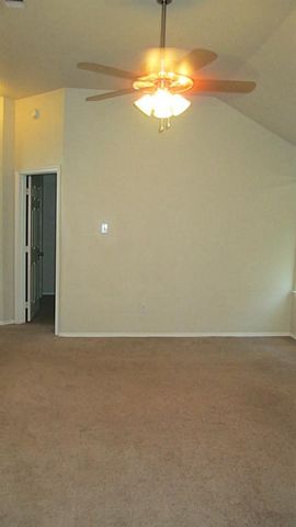 7905 Diamond Oak Drive, Texas City, TX 77591