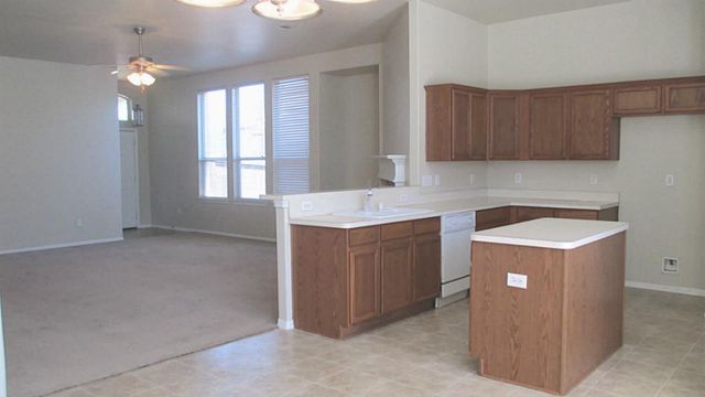 7905 Diamond Oak Drive, Texas City, TX 77591