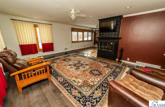 626 Austin Drive, St. Peter, MN 56082